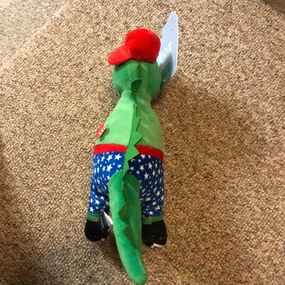 🆕 Fringe Studio Mr. 4th of July T Rex Dog Toy